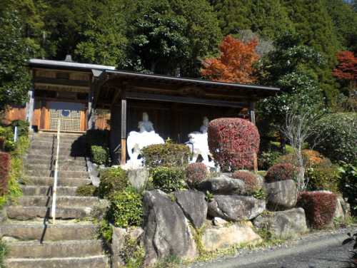 池口寺(ちこうじ)〔薬師堂〕